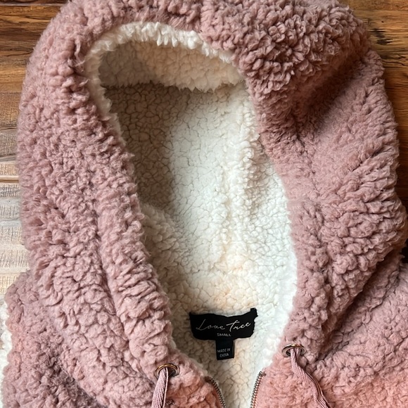 Love Tree Pink Sherpa Vest - Picture 3 of 4